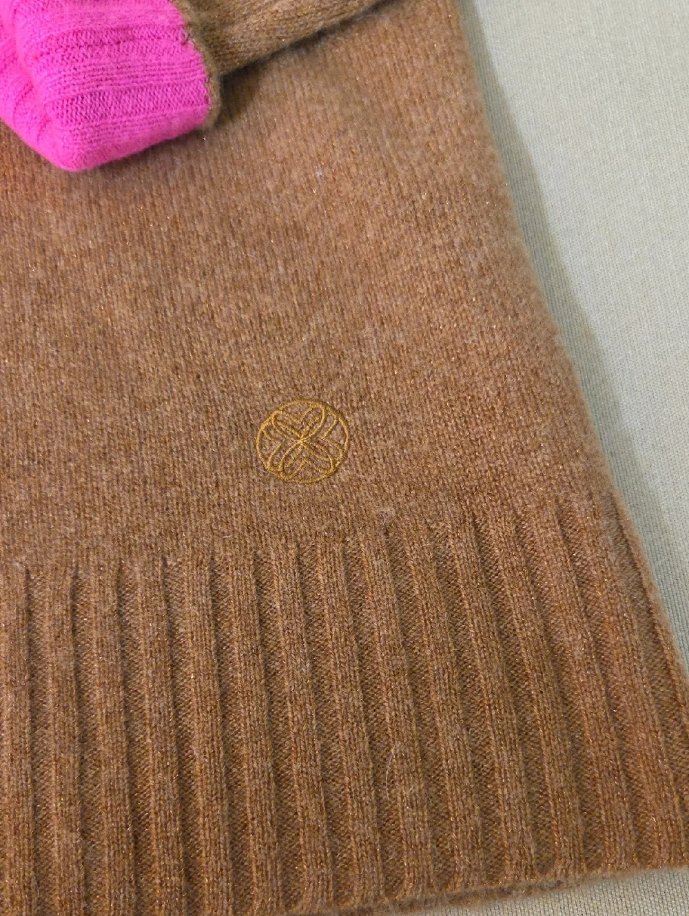 Lilly Pulitzer Charlisa Cashmere Brown Sweater with Pink Cuffs Medium - Picture 6 of 9